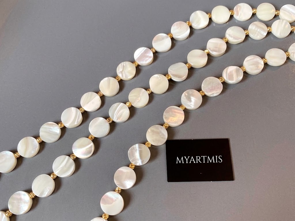 Natural Mother of Pearl Shell Beaded Choker Necklace & Matching Bracelet Jewelry Set for Women