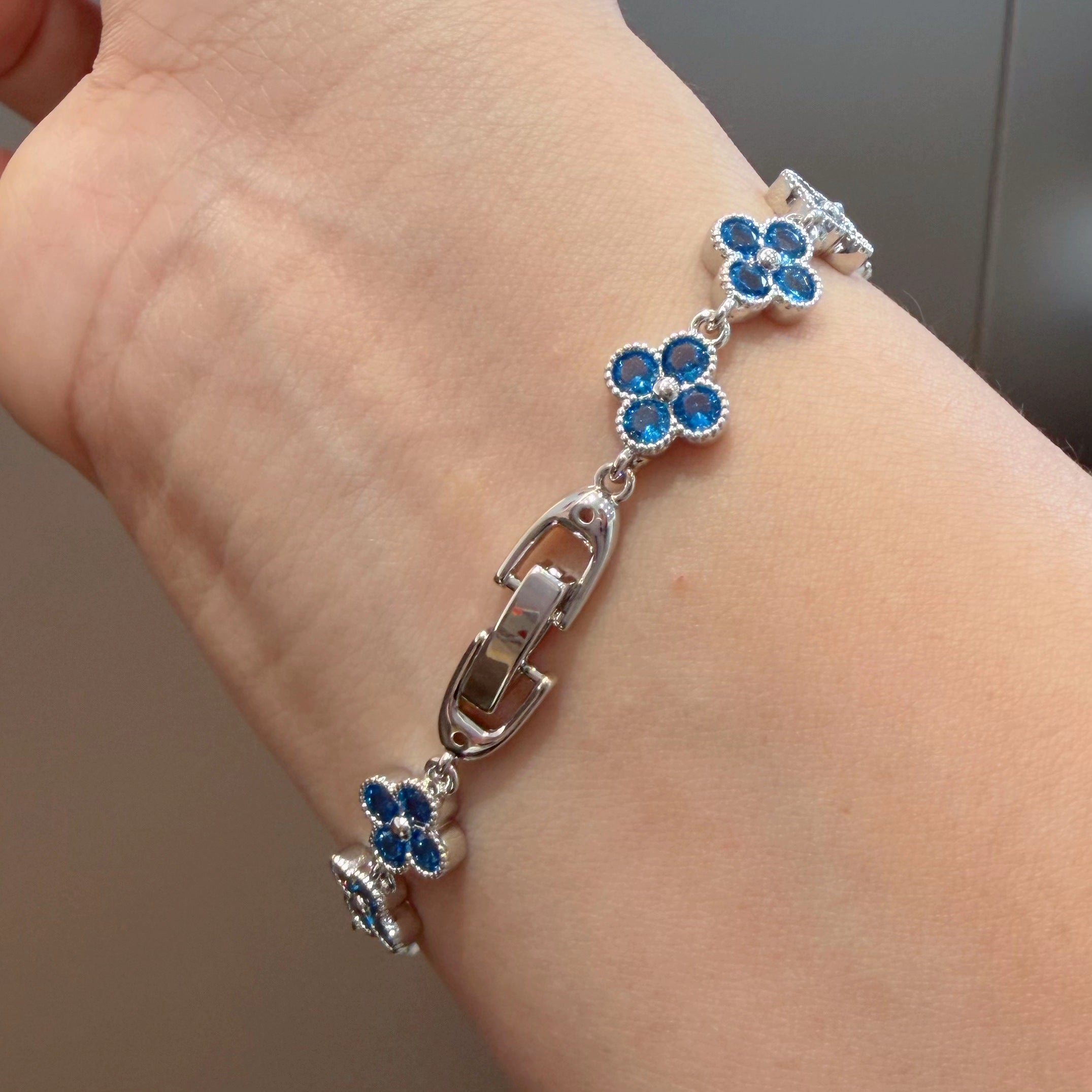 Blue Crystal Four-Leaf Clover Lucky Flower Charm Bracelet
