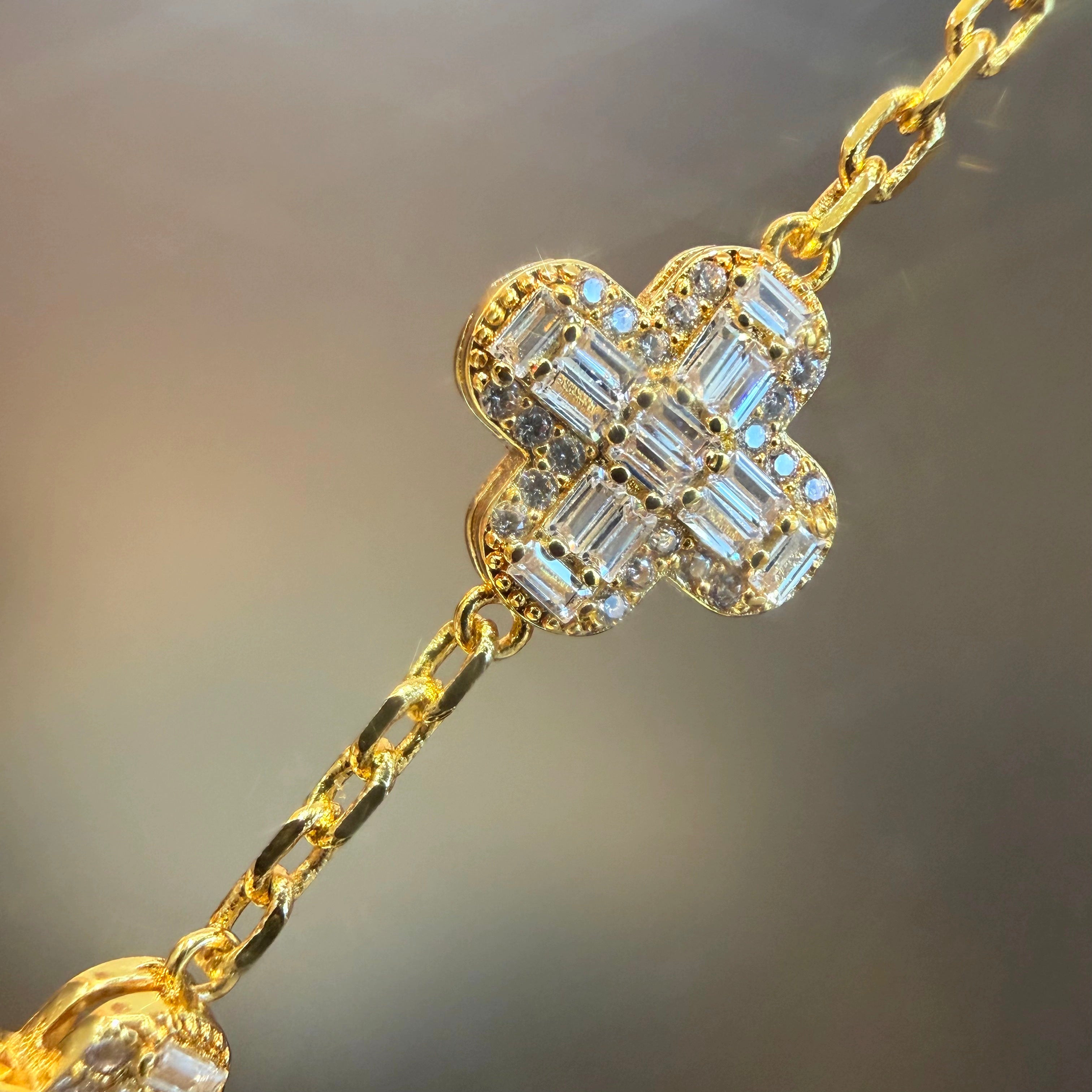 Gold Crystal Four-Leaf Clover Lucky Flower Charm Bracelet