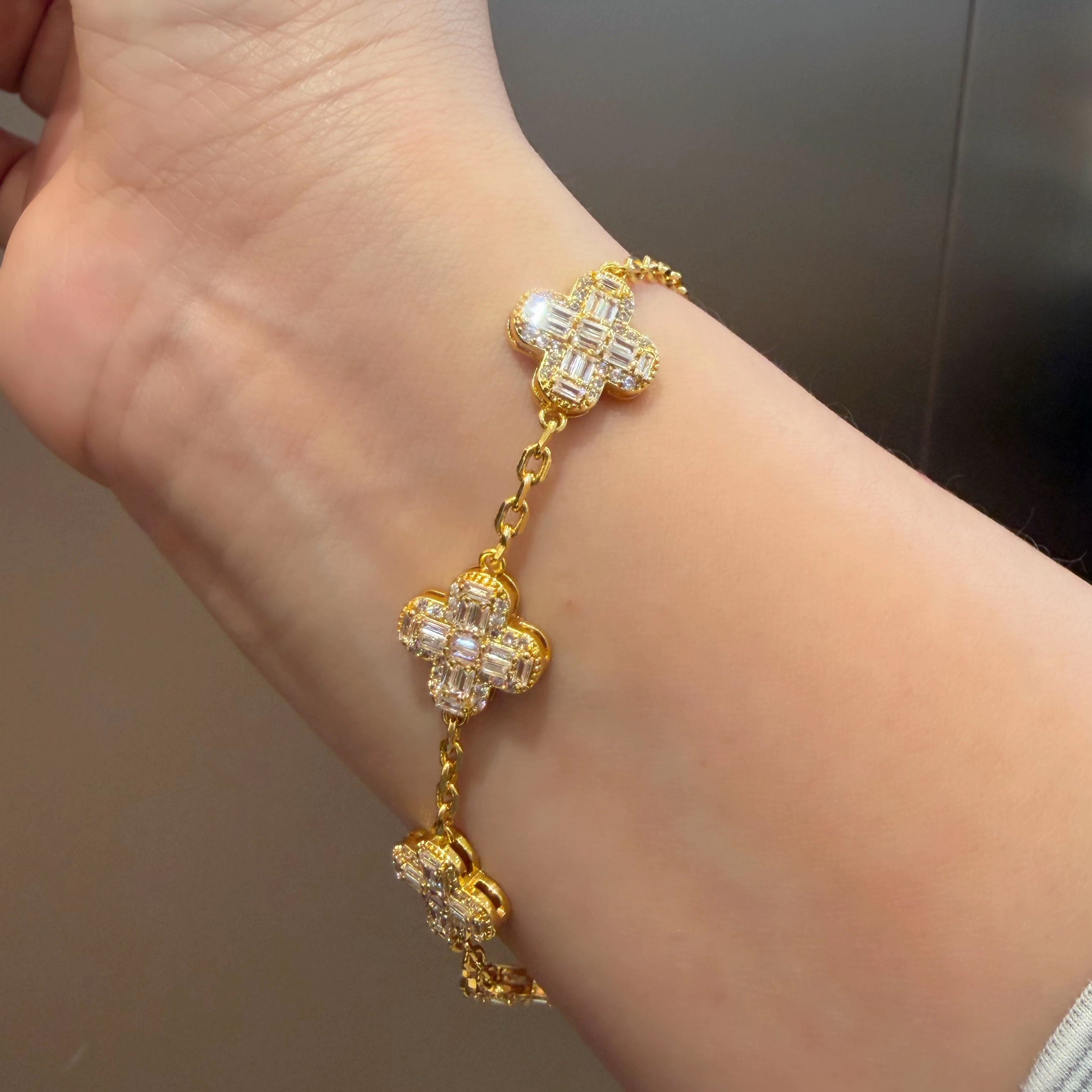 Gold Crystal Four-Leaf Clover Lucky Flower Charm Bracelet