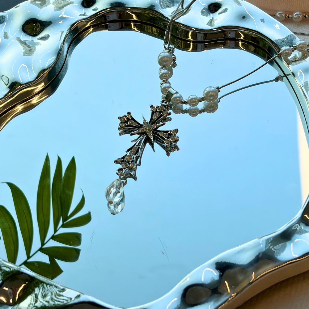 Pearl Metal Radiance Gothic Cross Necklace
