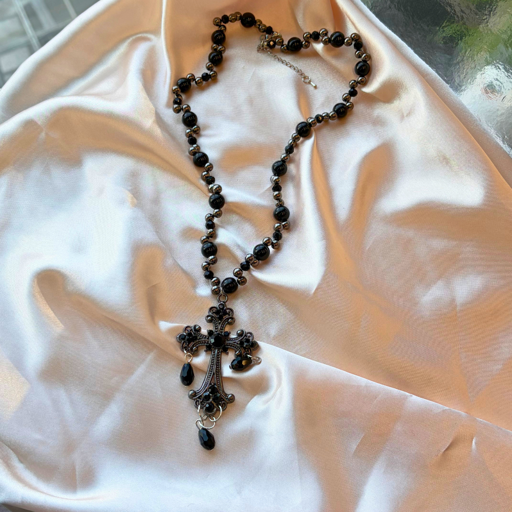 Metal Radiance Gothic Cross Necklace