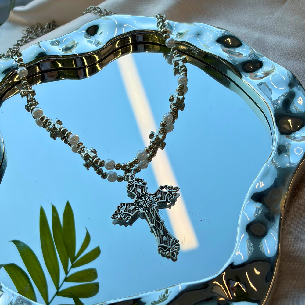 Pearl Metal Radiance Vintage Cross Necklace