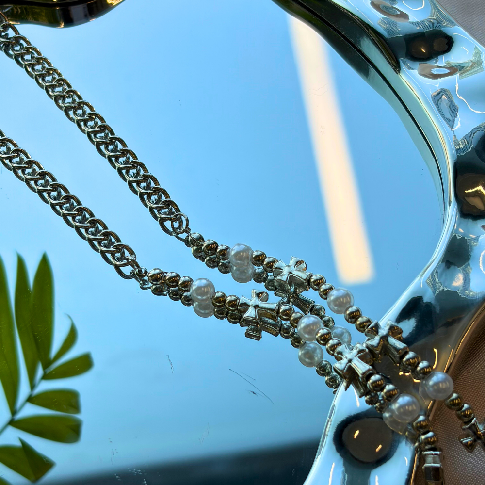 Pearl Metal Radiance Vintage Cross Necklace