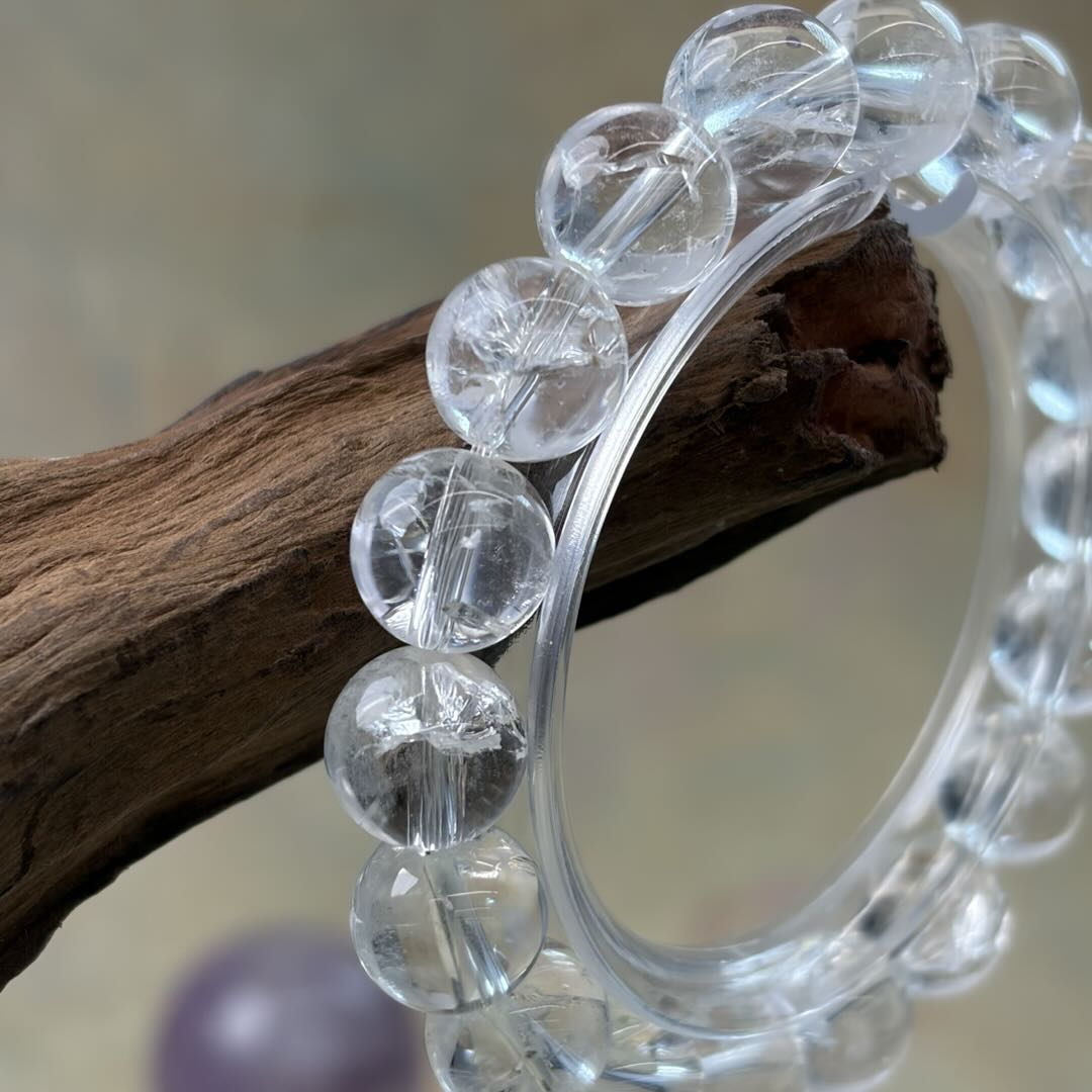 Ice-Crack Clear Quartz Clarity Bracelet