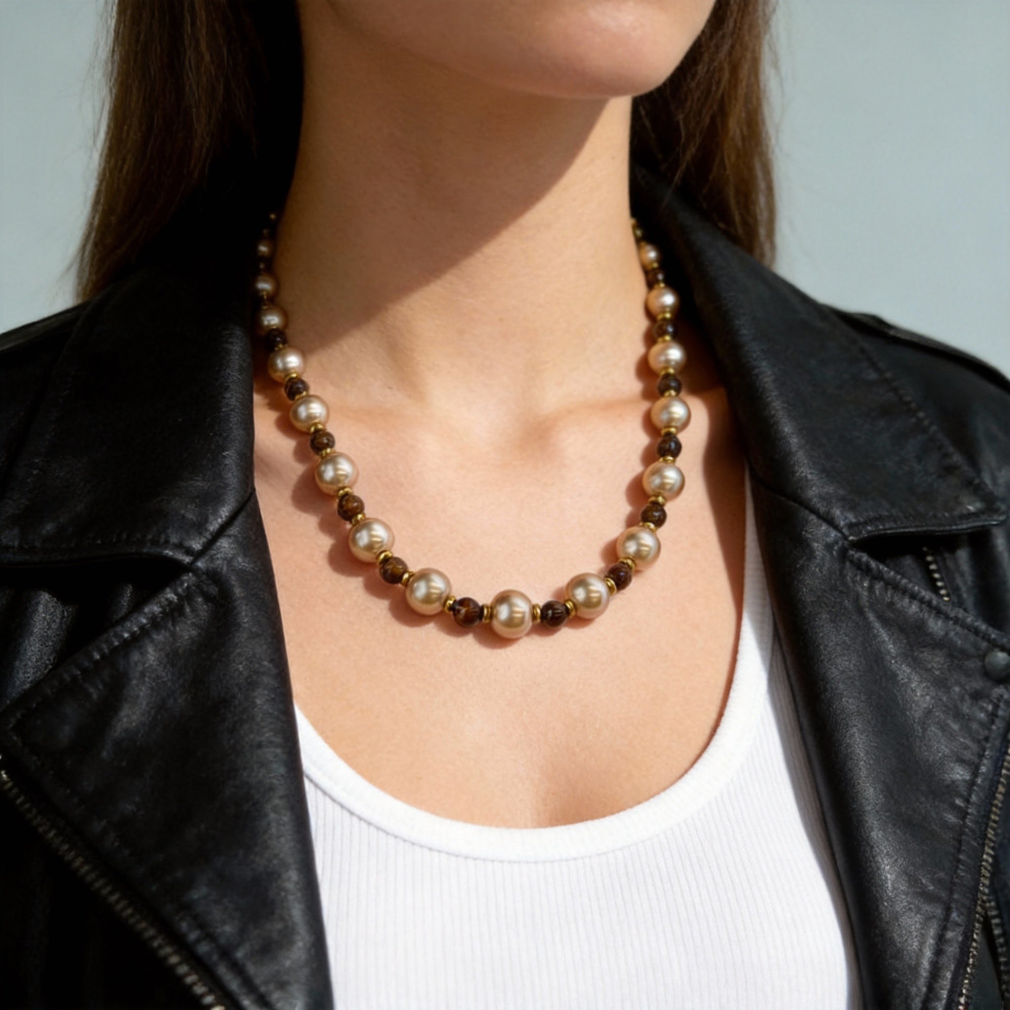 Pearl Alternating Beaded Design Gold Accented Necklace