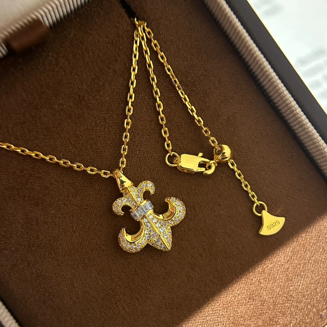 Double-Sided Fleur-de-Lis Pendant Necklace