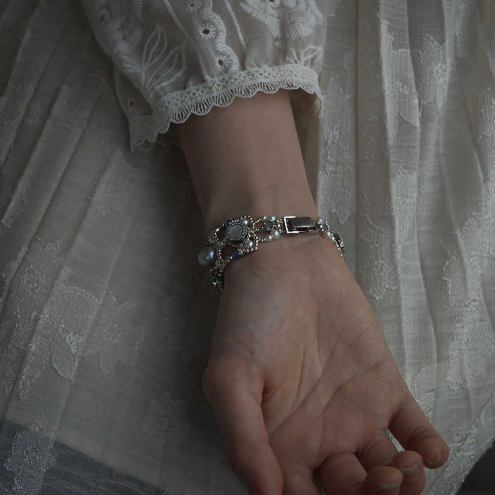 Handcrafted Pearl Crystal Link Bracelet