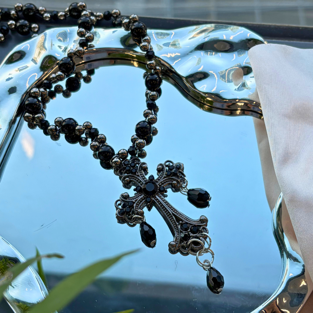 Metal Radiance Gothic Cross Necklace