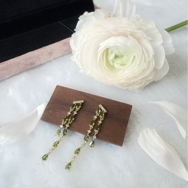 Green Teardrop Cubic Zirconia Dangle Elegant Statement Earrings