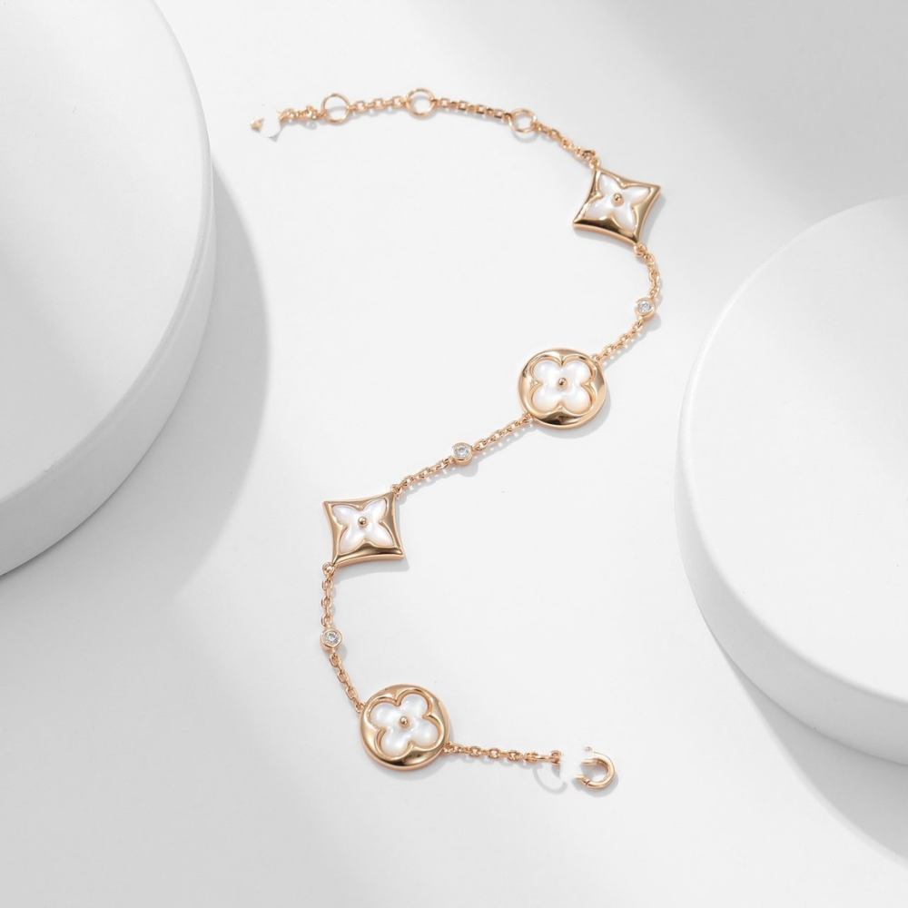 Mother of Pearl Floral Charm Titanium Steel Chain Bracelet