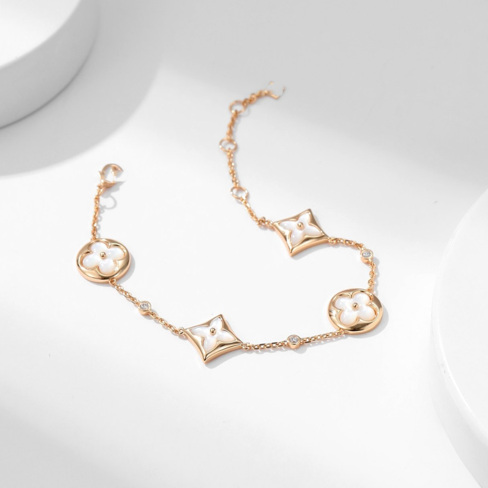 Mother of Pearl Floral Charm Titanium Steel Chain Bracelet