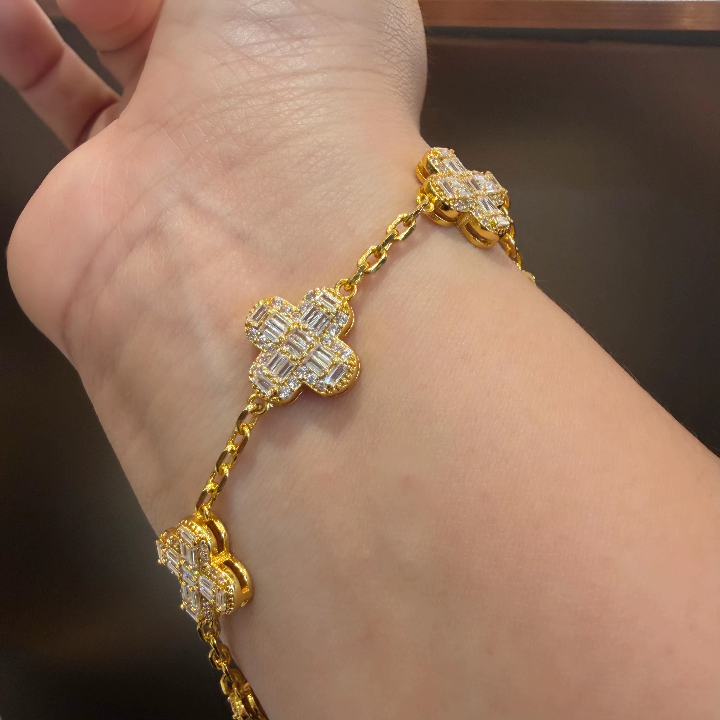 Gold Crystal Four-Leaf Clover Lucky Flower Charm Bracelet