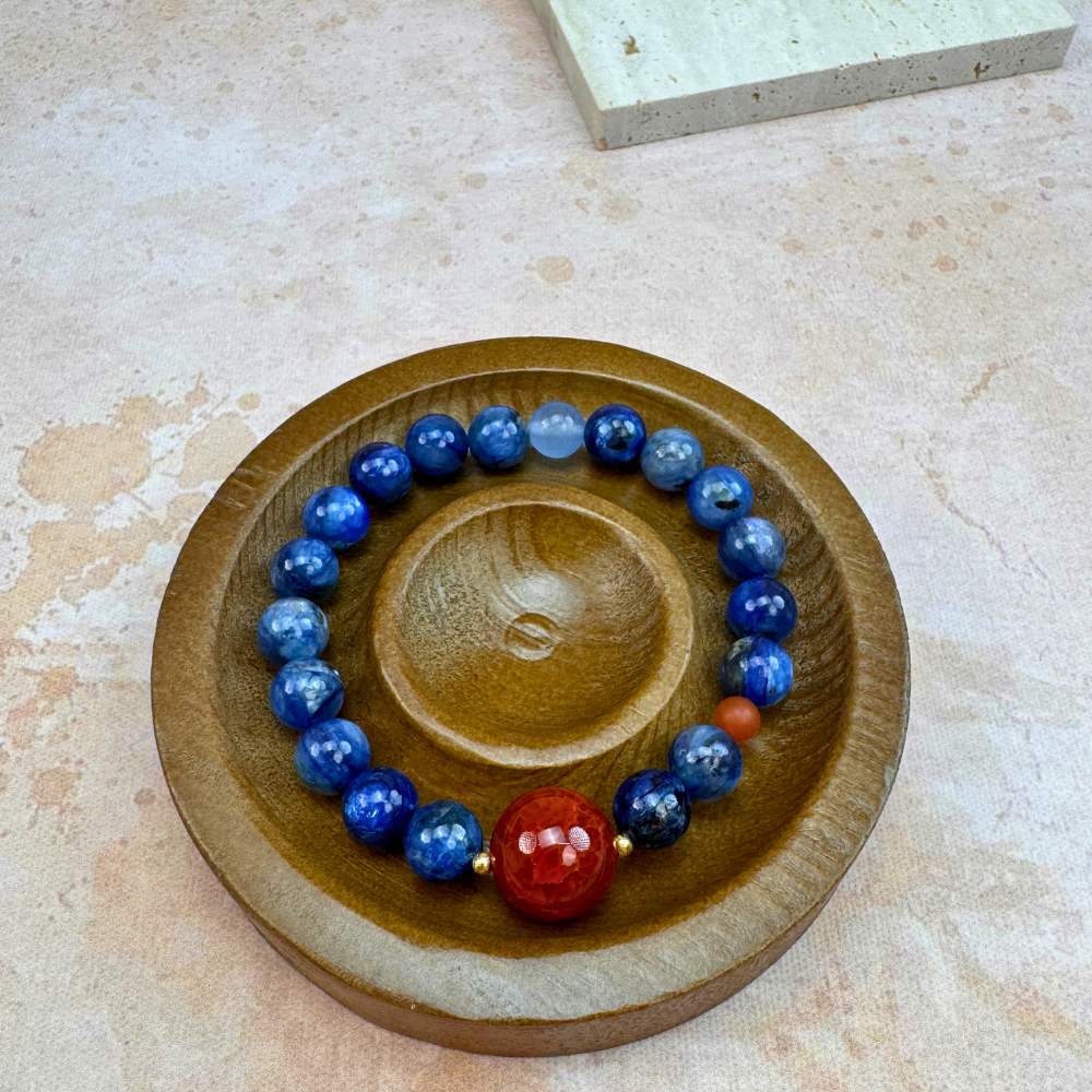 Kyanite Red Agate Clarity Courage Bracelet