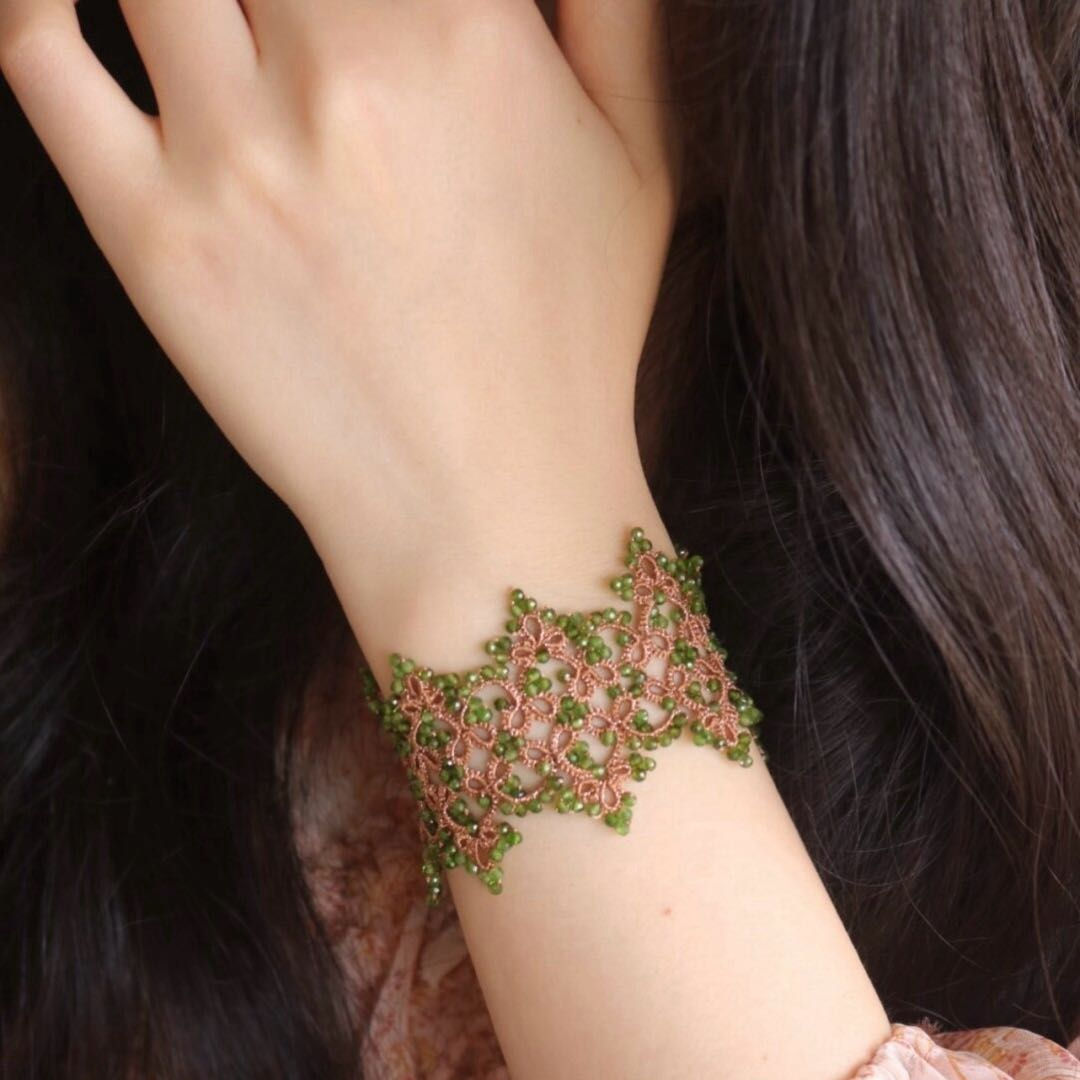 Handwoven Green Bead Tatting Bracelet