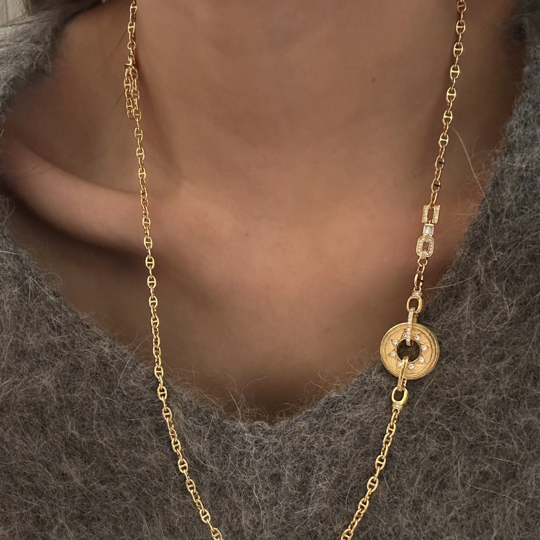 Double Sided Starburst Wheel Artificial Diamond Necklace