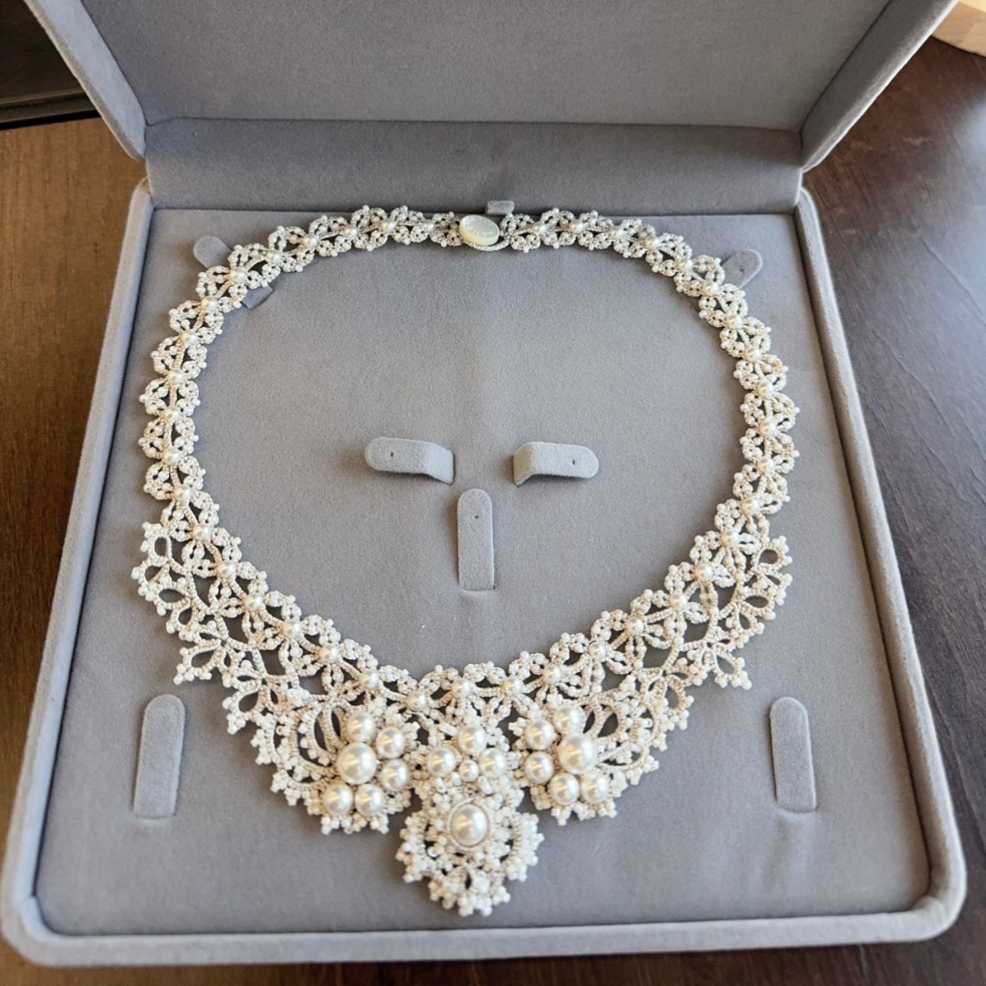 Handwoven Pearl Lace Vintage Bridal Statement Necklace