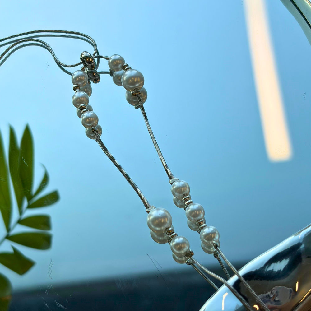 Pearl Metal Radiance Gothic Cross Necklace