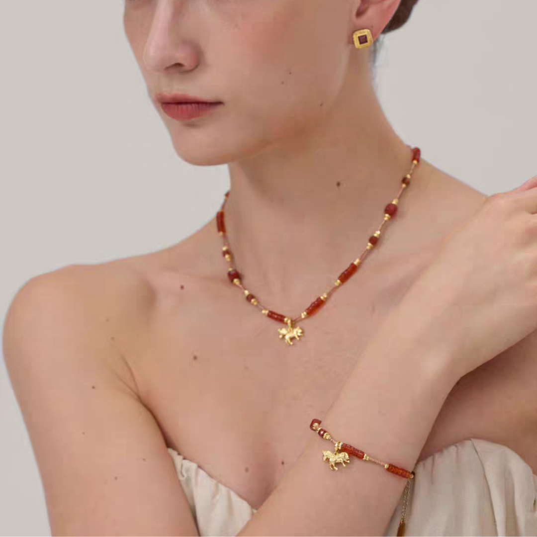 Red Agate Horse Charm Necklace Gold Beaded Pendant Necklace / Bracelet