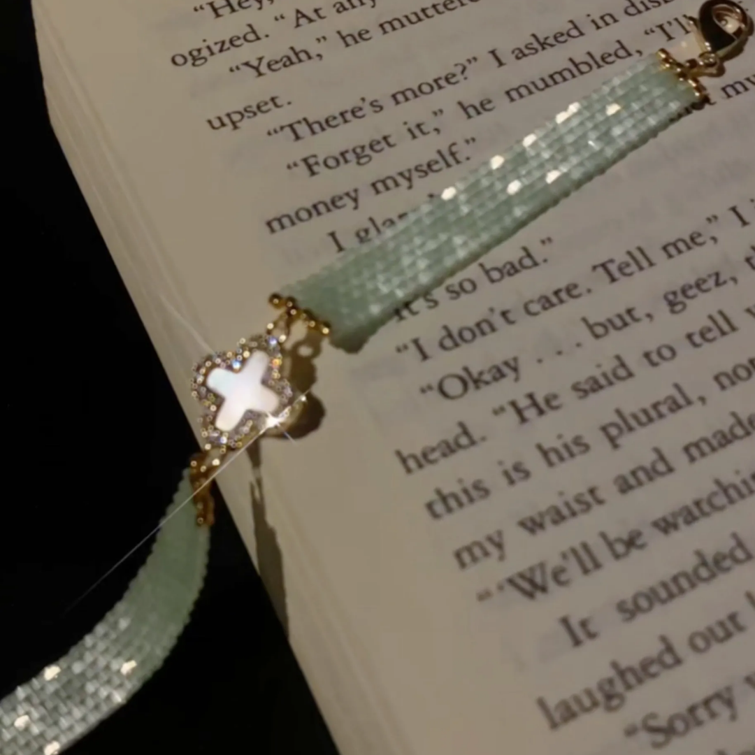 Handwoven Japanese Vintage Green Beaded Clover Bracelet