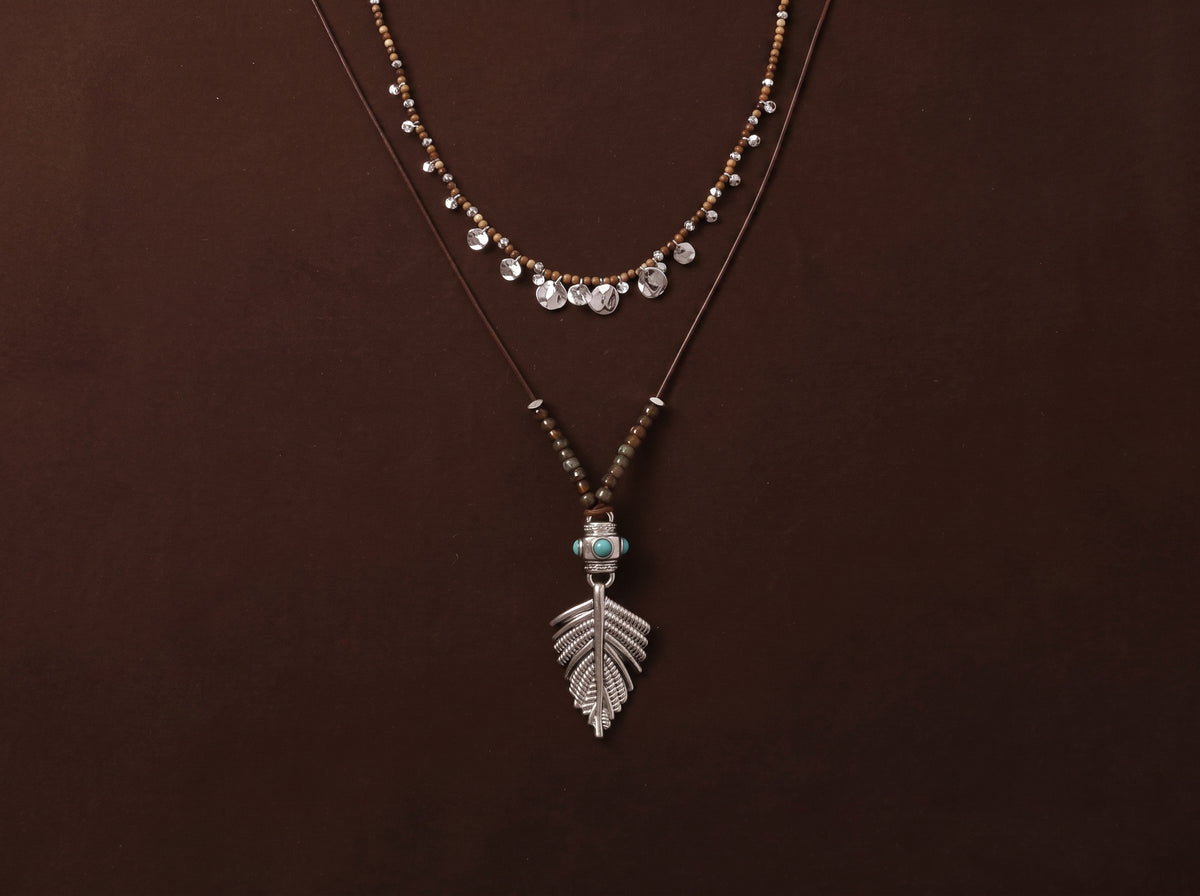 Boho Layered Beaded Pendant Necklace for Women - Vintage Feather & Horse Charm Choker Set