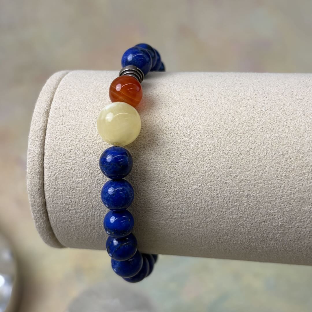 Lapis Lazuli Carnelian Moonstone Confidence Bracelet
