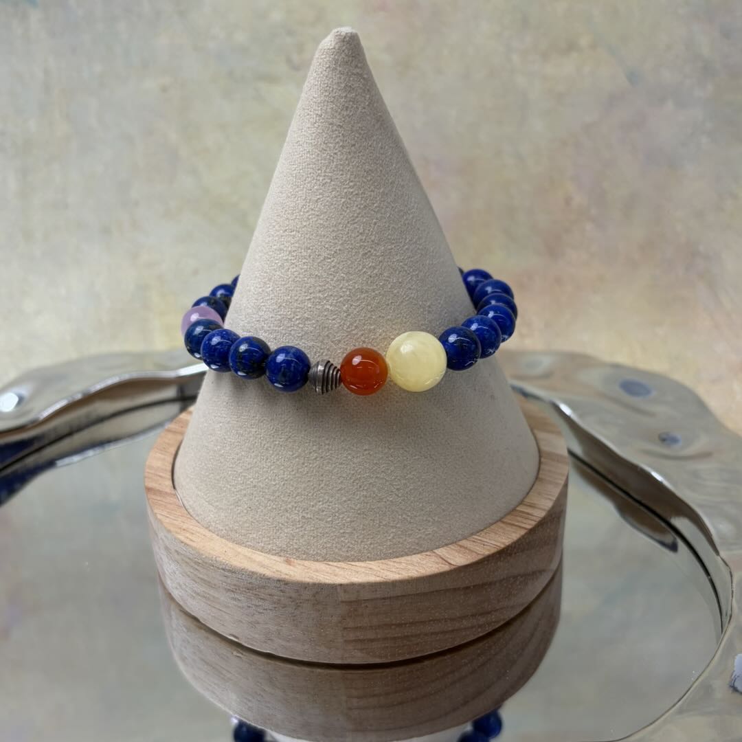 Lapis Lazuli Carnelian Moonstone Confidence Bracelet