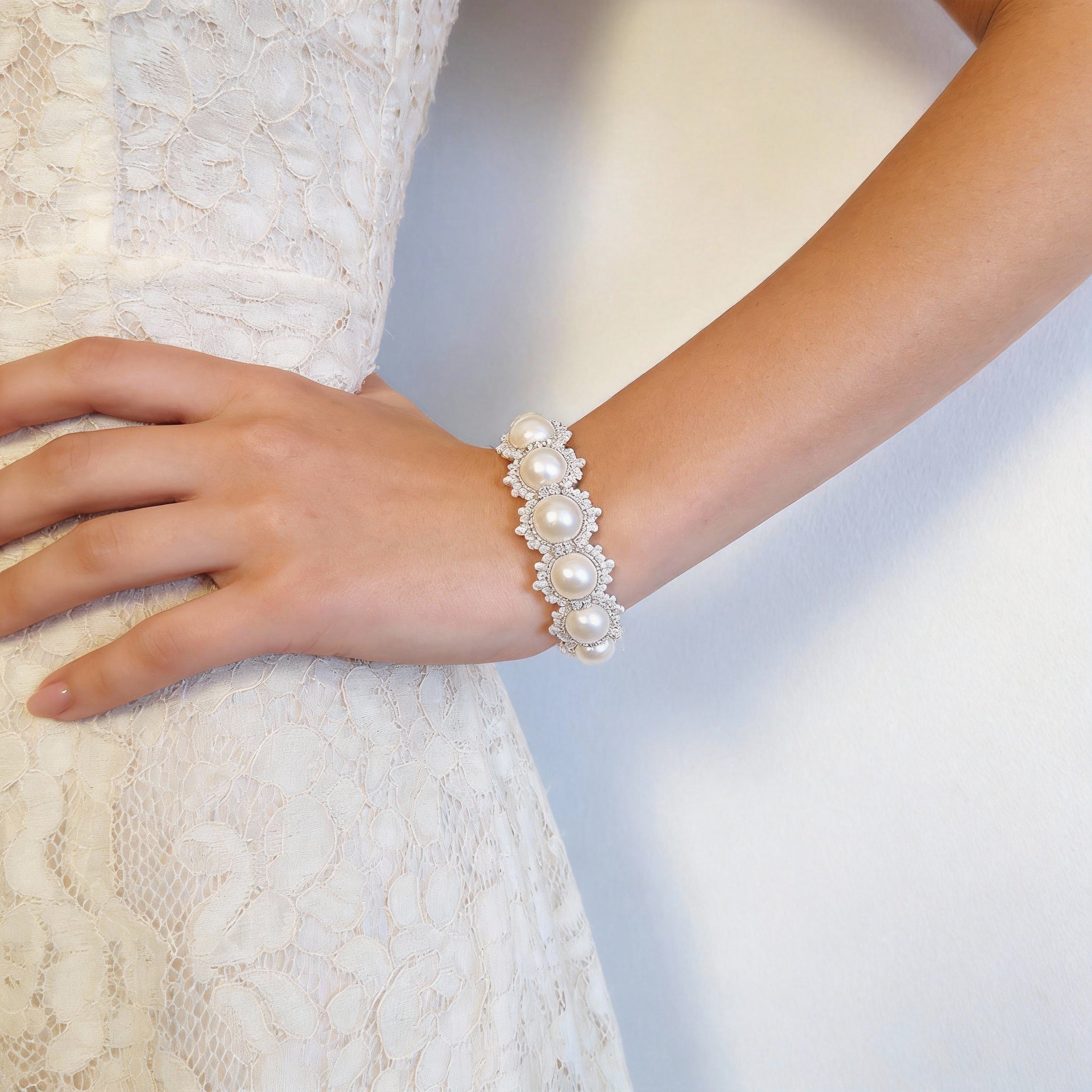 Handwoven Floral Pearl Braided Lace Thread Bracelet